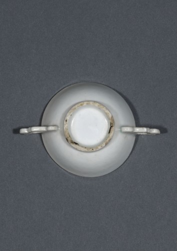 Kommetje met geribbelde oren